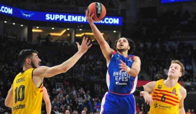 Anadolu Efes, Avrupa Devini Devirdi: Barcelona’yı 24 Sayı Farkla Geçti