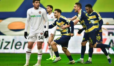 Ankaragücü, Eryaman’da Şov Yaptı! Fatih Karagümrük’ü 2-0 Mağlup Etti