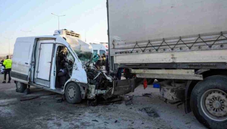 Antalya’da Midibüs Kazası: 9 Yaralı!