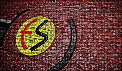 Eskişehirspor Antalya’da Kampa Girdi: Hedef İkinci Yarıda da Zirve