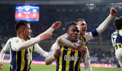 Fenerbahçe, Başakşehir’i 90+4’te Yıktı ve 2 Kırmızı Kartla 3 Puana Ulaştı!