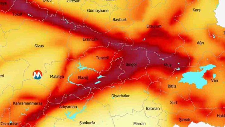 Malatya Depremi Sonrası Soğuk Hava Şartları Zorluyor: Vatandaşlar Beklemede