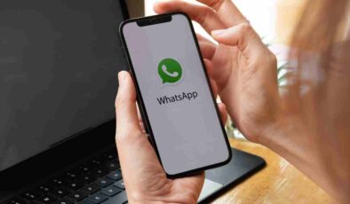 WhatsApp neden yeşil oldu? WhatsApp yeşil ekran oldu ne yapmalıyım?