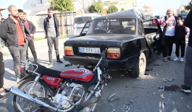 Serik’te Meydana Gelen Trafik Kazasında Motosiklet ve Otomobil Çarpıştı: 2 Yaralı