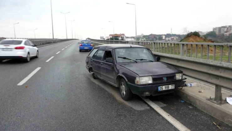 Manavgat’ta Otomobilin Tekerleği Çıkıp Bariyere Çarptı: Sürücü Yaralandı