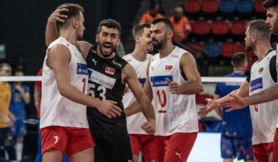 A Milli Erkek Voleybol Takımı, Portekiz ile Maç Yapıyor