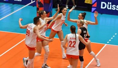 A Milli Kadın Voleybol Takımı Yunanistan ile Avrupa Şampiyonası’nda Karşılaşıyor