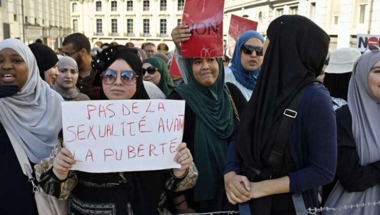 Belçika’da Zorunlu Cinsel Eğitime Karşı Protestolar ve Kundaklama Olayları