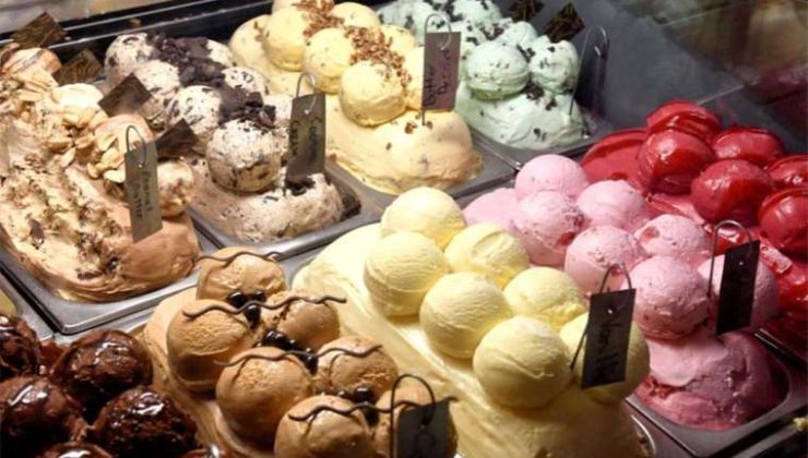 Gelato: İtalya’nın Lezzetli Dondurması ve Çikolatalı Tarifi