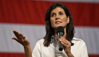 Nikki Haley, Mitch McConnell ve Senato Üzerine Eleştirilerde Bulundu