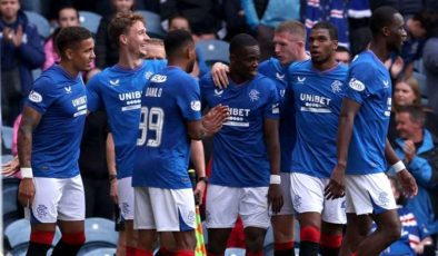 Rangers – PSV Eindhoven: UEFA Şampiyonlar Ligi Play-Off Maçı Başlıyor