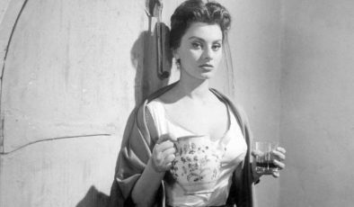 Sophia Loren Hastaneye Kaldırıldı