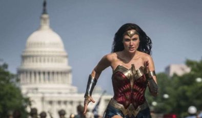 Wonder Woman 1984: Filmin İncelemesi ve Oyuncu Kadrosu